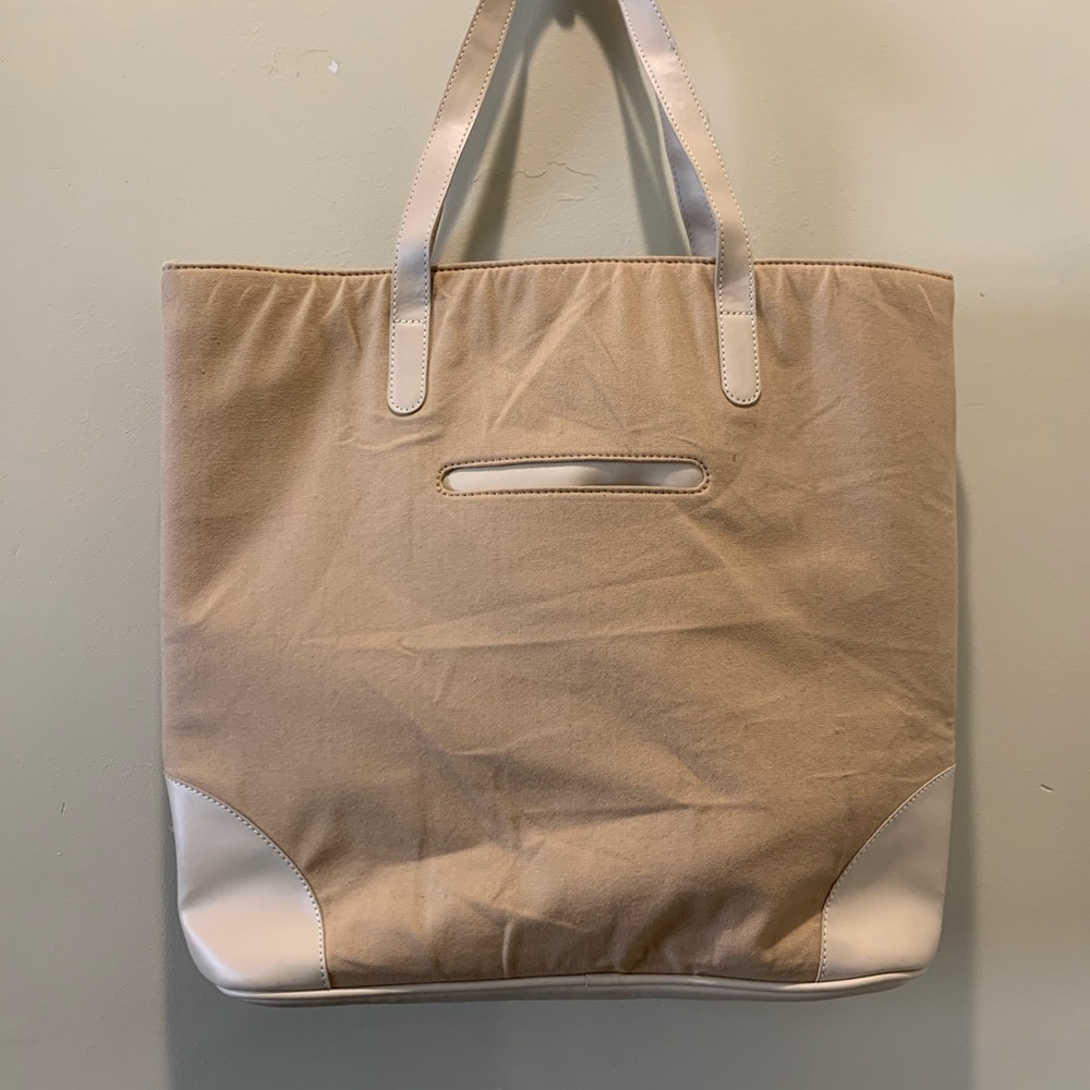October Tote - Picture 2 of 3